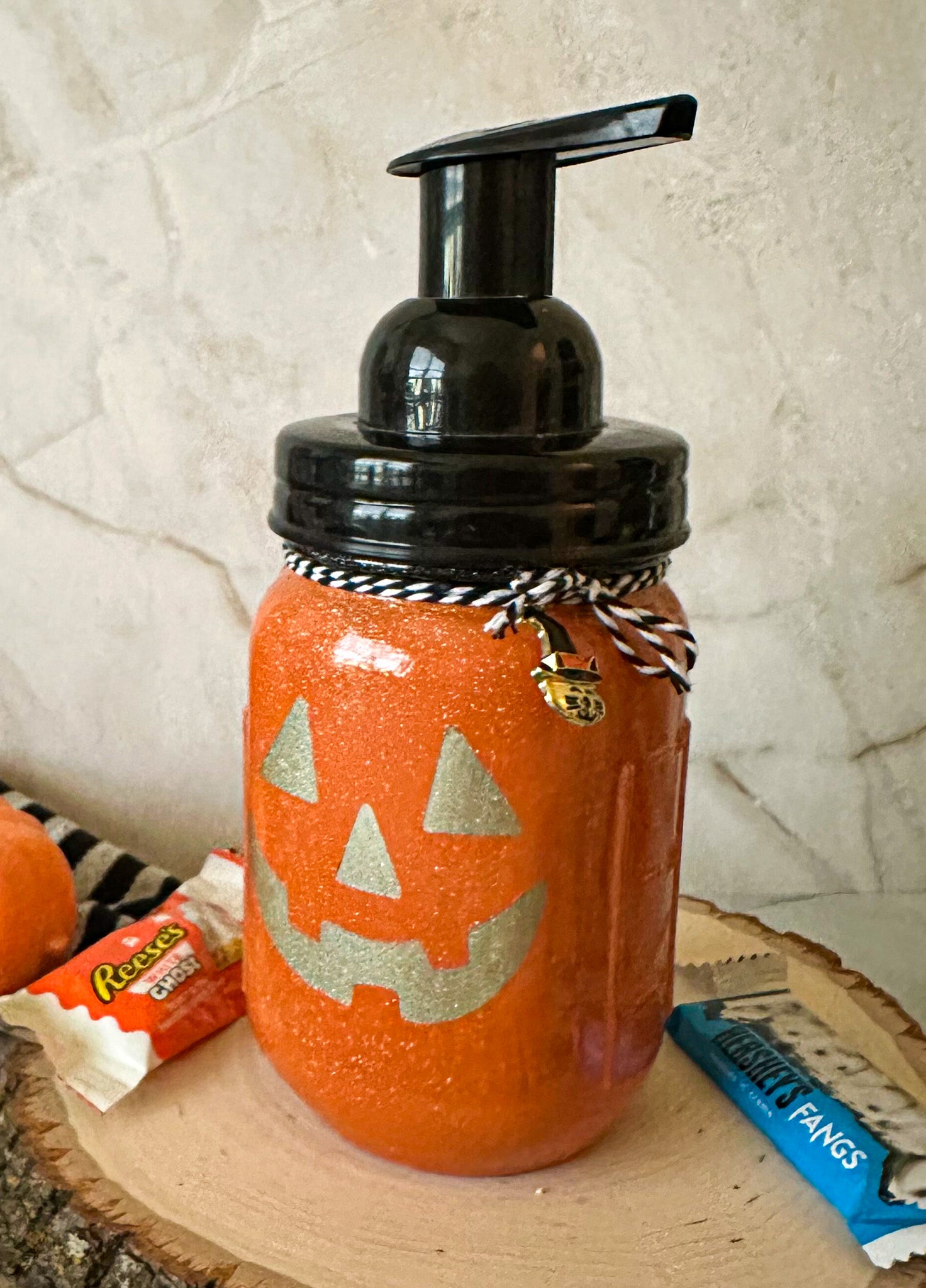 Halloween Mason Soap Jars, Halloween Mason Jar Soap Dispensers - New Beginning Designs