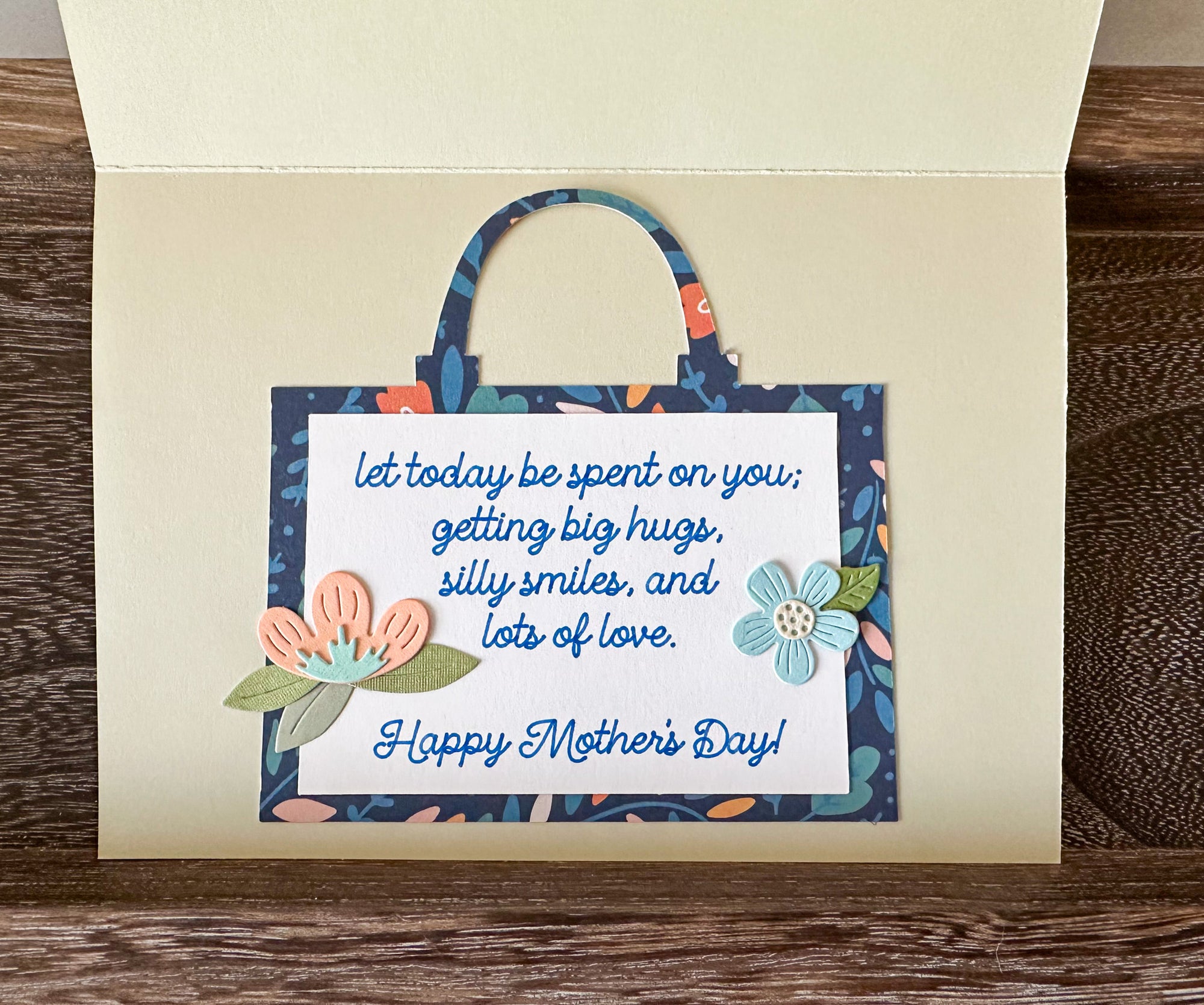 Purse Shaker Mother's Day Card - New Beginning Designs